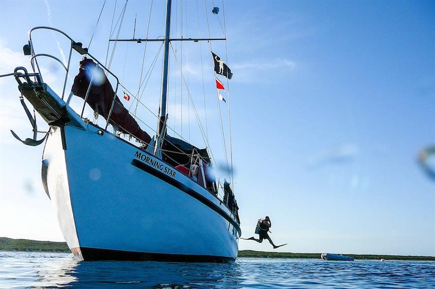 Blackbeard's Morning Star - Bahamas Liveaboard Dive Boat