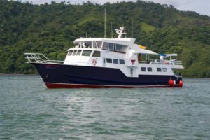 Bahamas Master - Bahamas Liveaboard Dive Boat