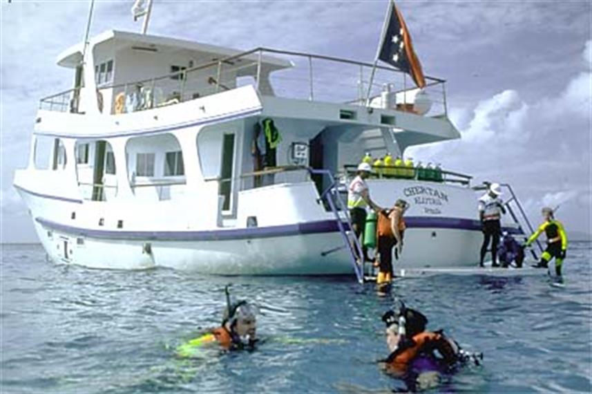 MV Chertan PNG liveaboard dive boat