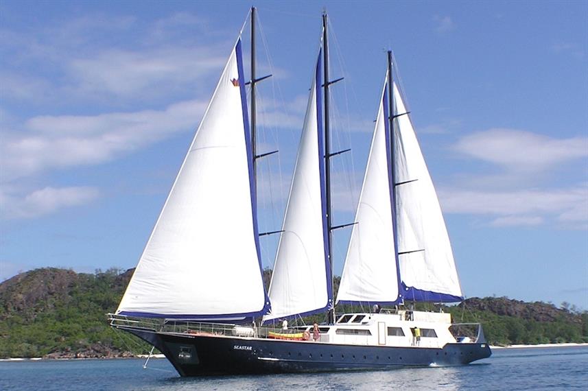 SY Sea Star Seychelles Liveaboard