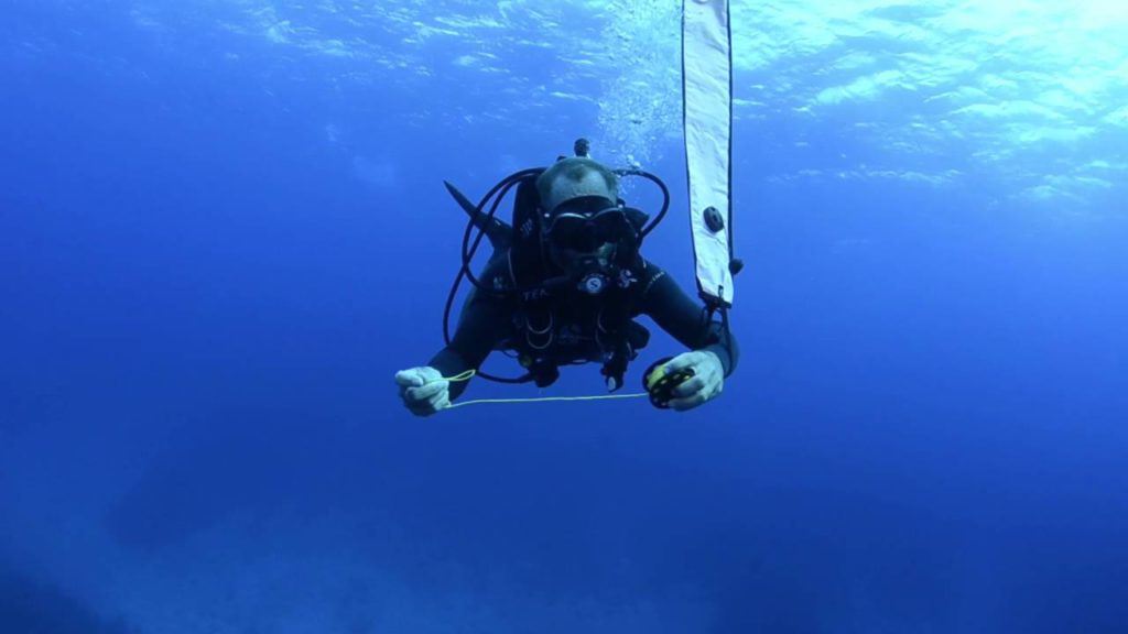 Scuba Dive Wreck Cave Reel 83m Line Diving Surface Marker Buoy Float SMB
