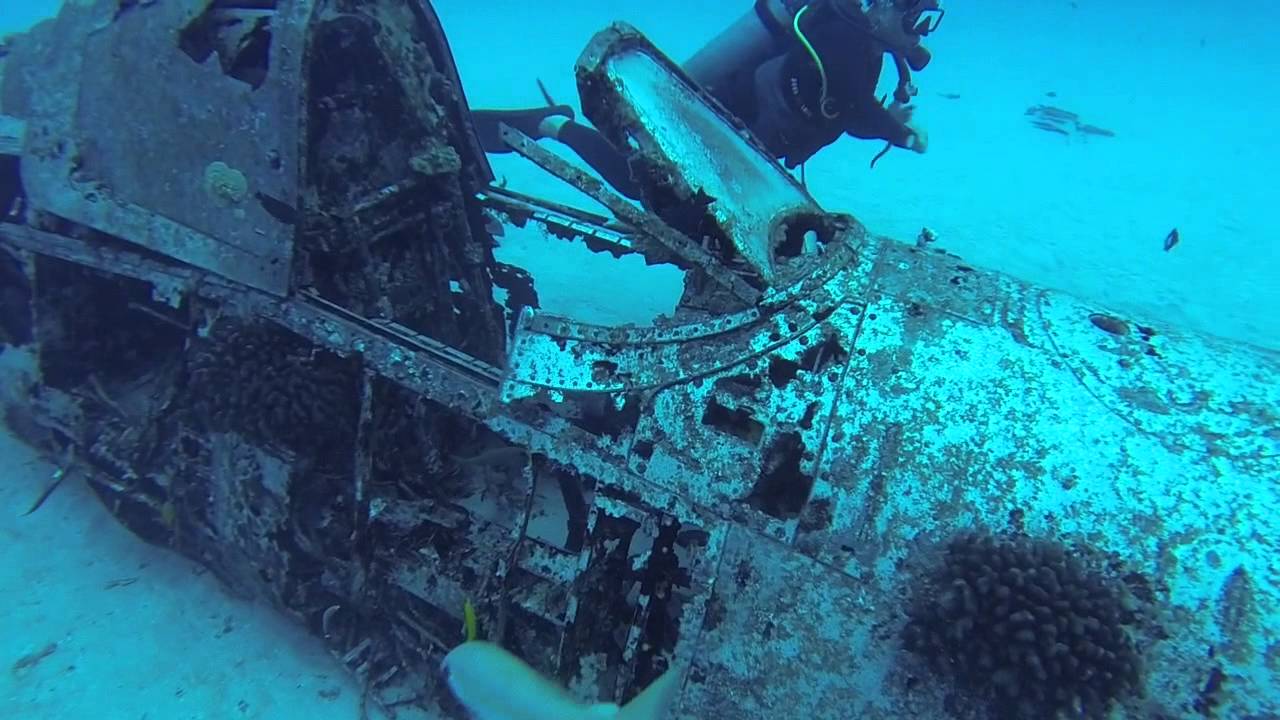 Corsair Plane Wreck - Oahu, Hawaii