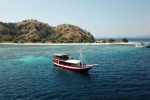 Queenesia -Indonesia Liveaboard Diving