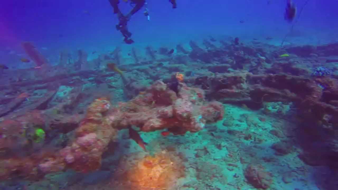 He Jie Wreck - Kending National Park, Taiwan